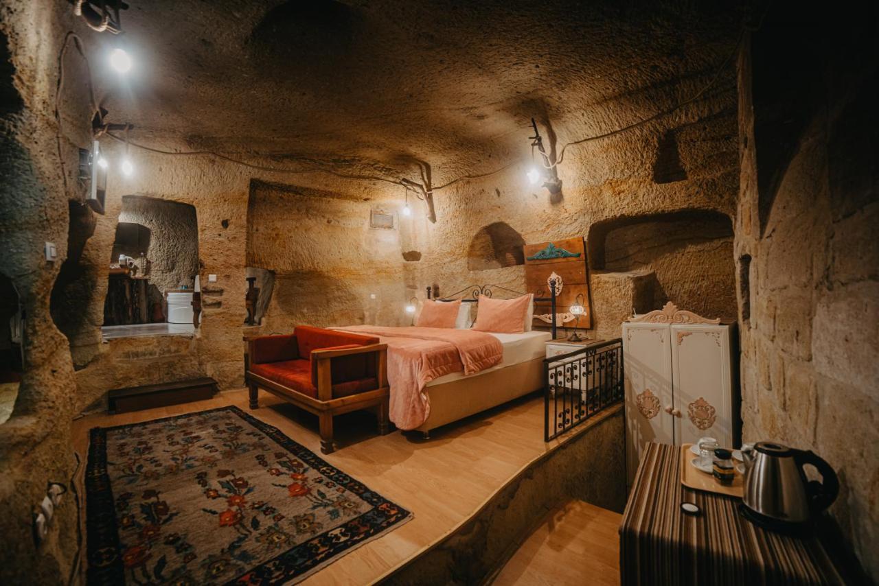Hotel Helios Cave Kapadokya à Ürgüp Extérieur photo