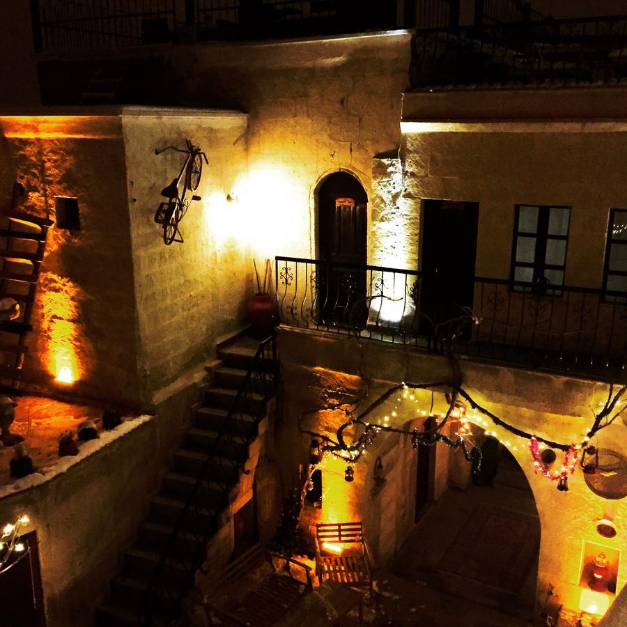 Hotel Helios Cave Kapadokya à Ürgüp Extérieur photo
